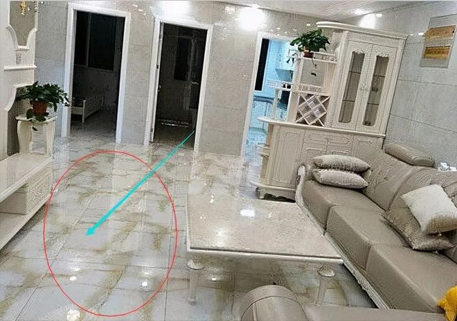 38万全屋瓷砖装修地面瓷砖风格独特引争议审美差异谁之过？(图3)